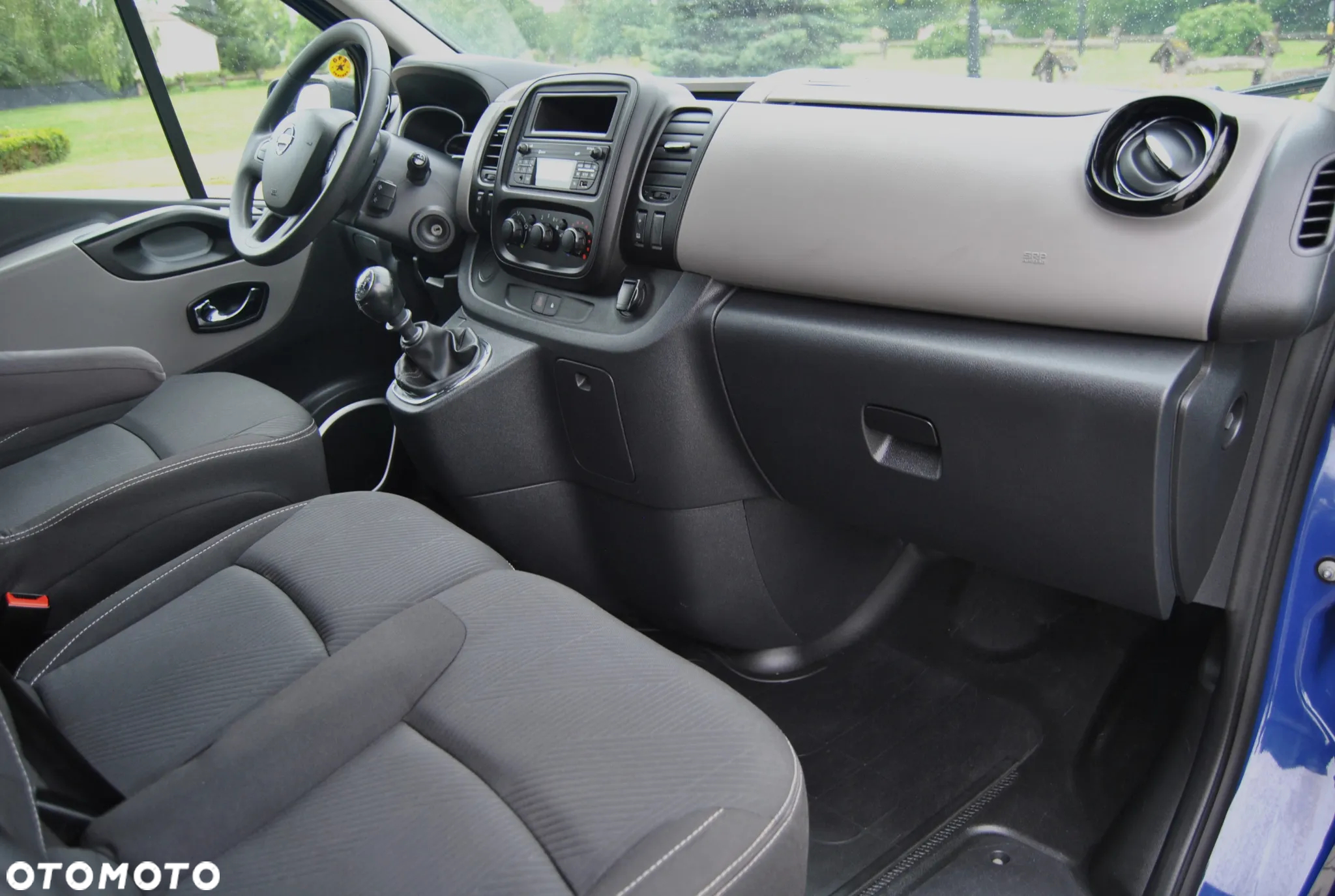 Nissan NV 300 - 6
