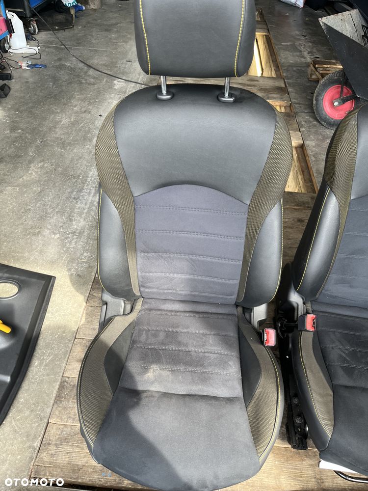 Fotele komplet wnętrze Nissan Juke F15 - 10