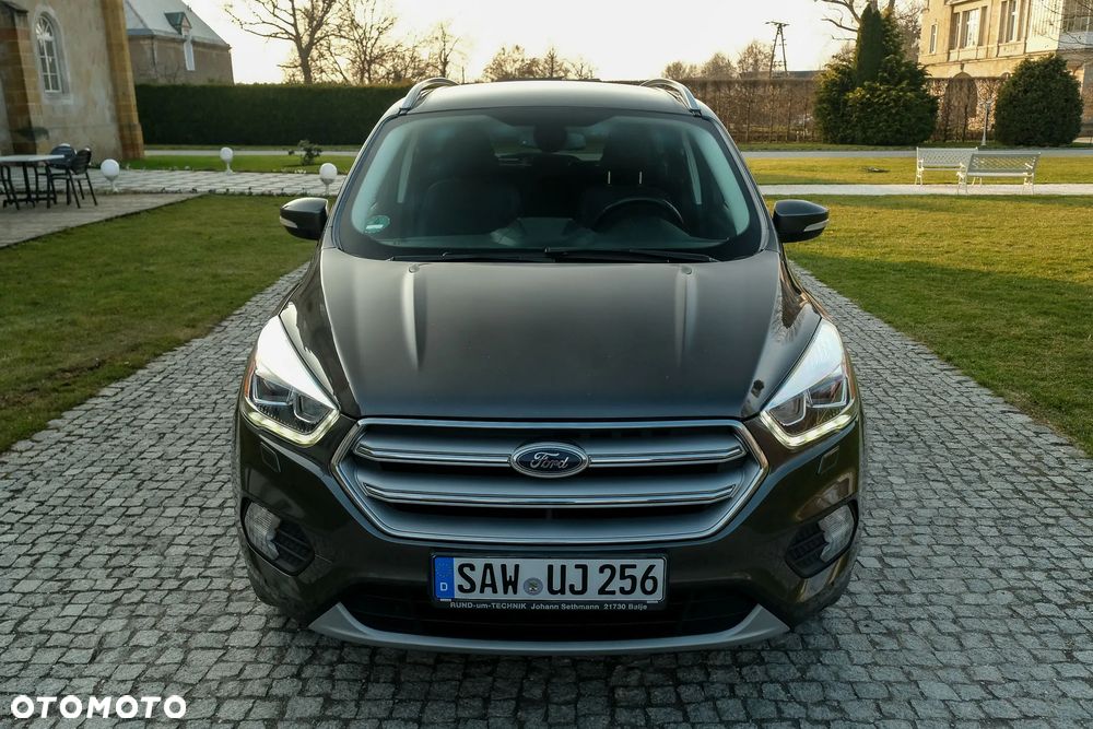 Ford Kuga 2.0 TDCi 4x4 Titanium - 2
