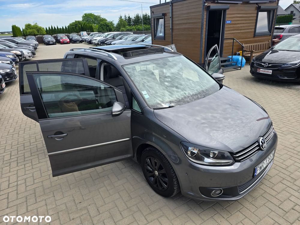 Volkswagen Touran - 38