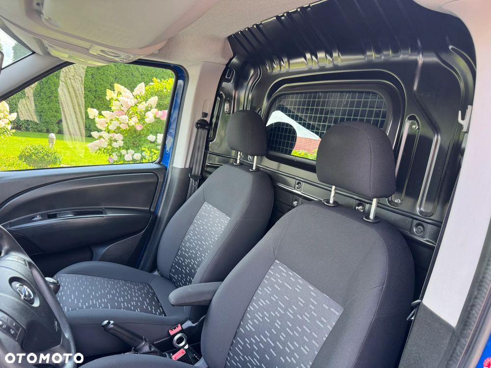 Opel Combo-D-VAN - 29