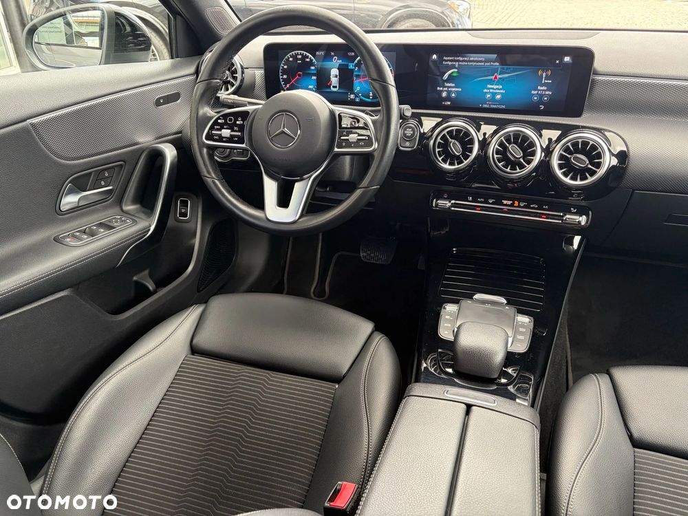 Mercedes-Benz Klasa A 180 Progressive 7G-DCT - 20