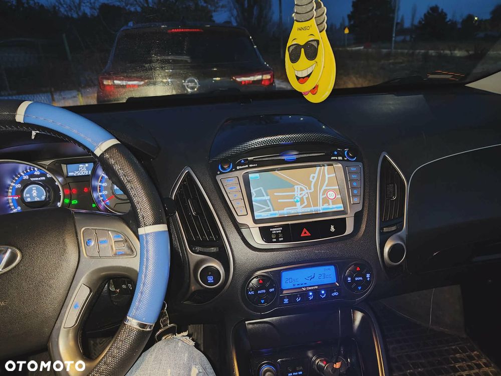 Hyundai ix35 1.6 2WD blue Style - 12