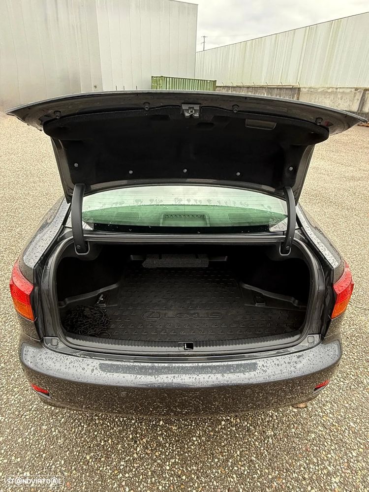 Lexus IS 220 220d DPNR - 5
