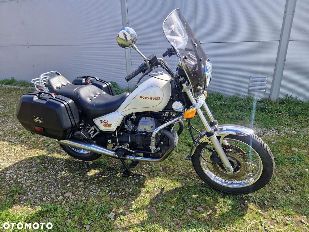 Moto Guzzi California - 1