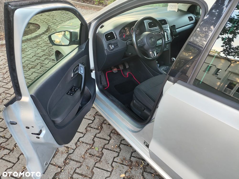 Volkswagen Polo 1.6 TDI DPF BlueMot Comfortline - 9