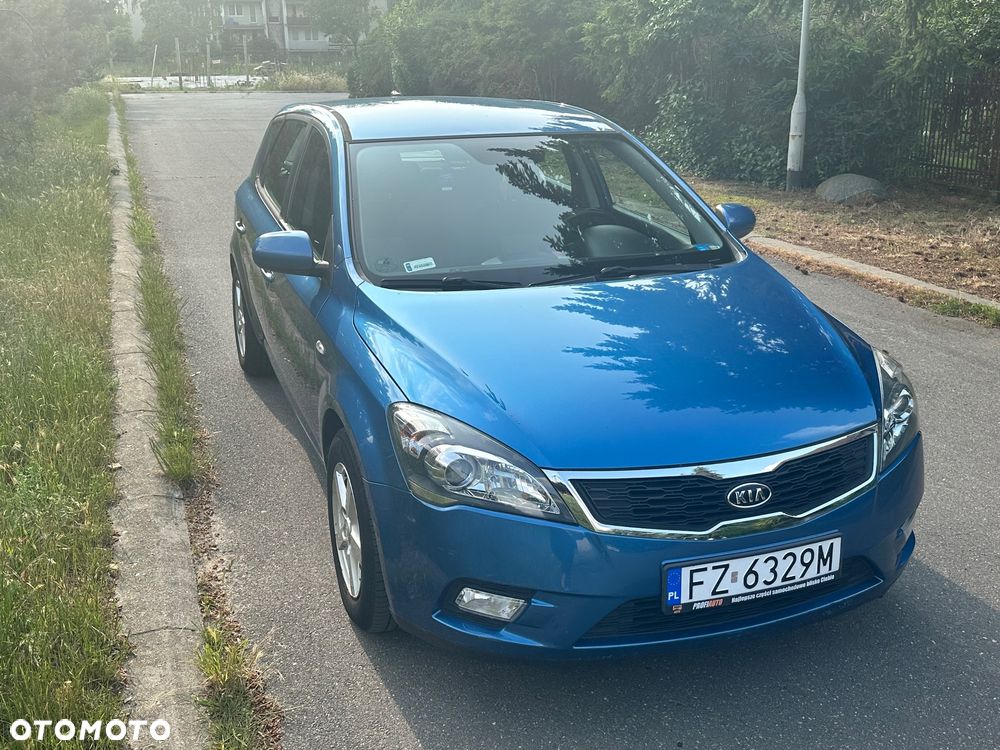 Kia Ceed - 2