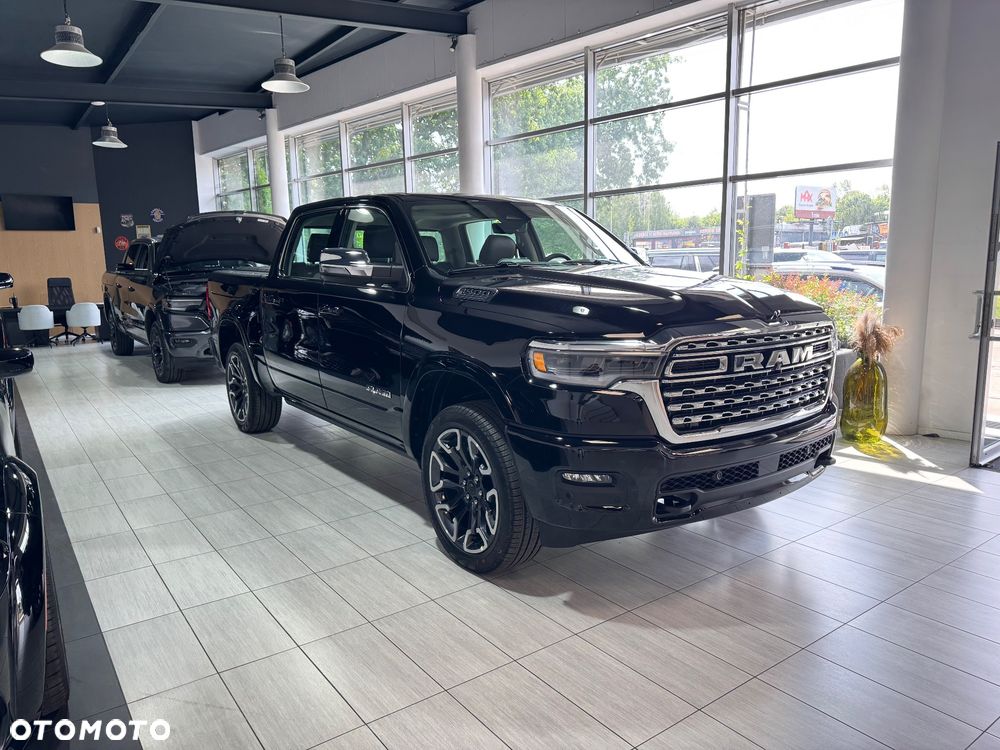 RAM 1500 - 8