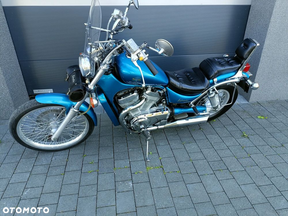 Suzuki Intruder - 8