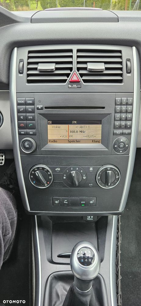 Mercedes-Benz Klasa B 180 BlueEFFICIENCY EU5 - 20