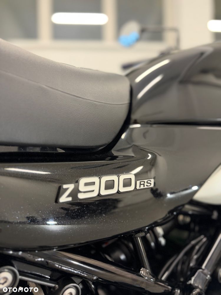 Kawasaki Z 900 RS - 16