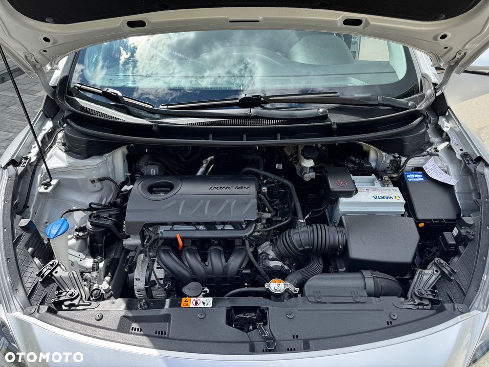 Hyundai i30 1.4 BlueDrive Go - 28