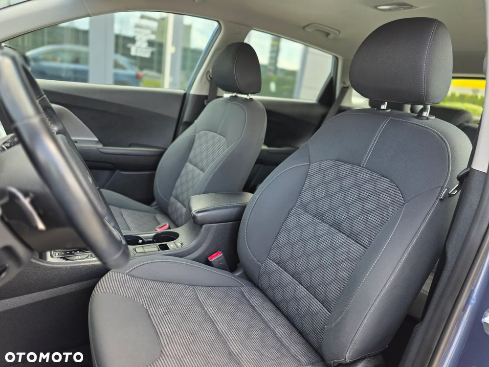 Kia Niro 1.6 GDI Hybrid Business Line - 21