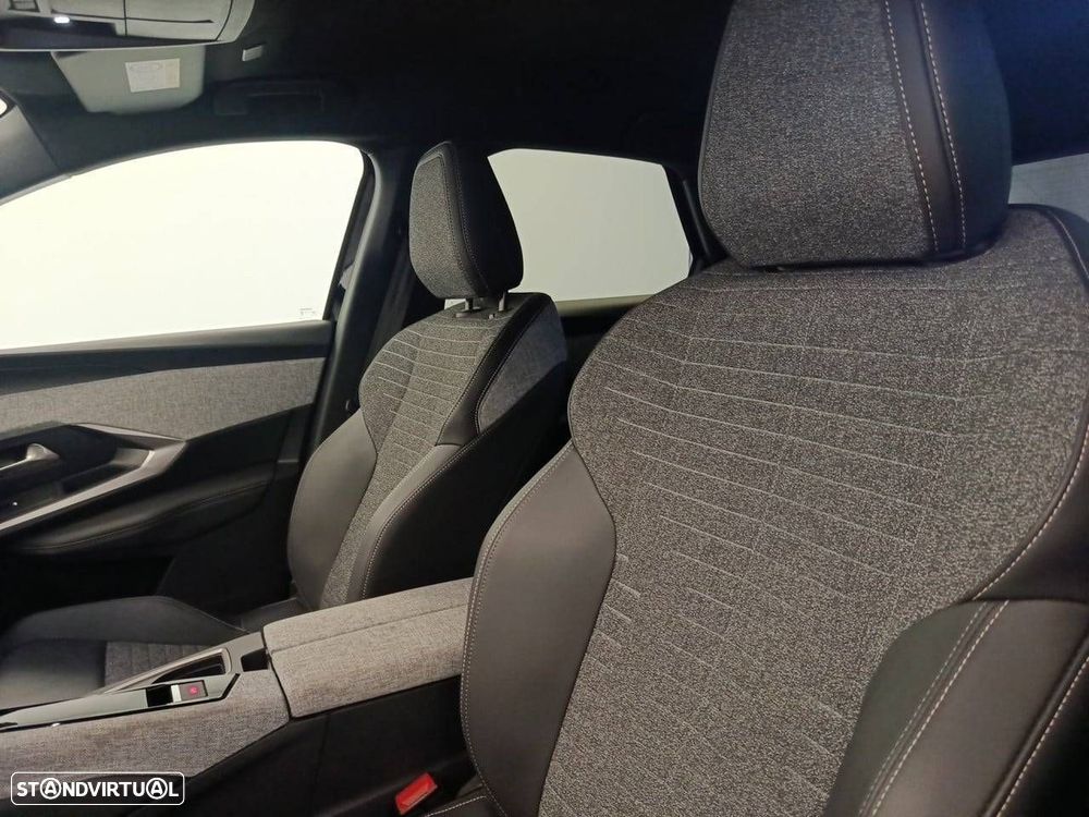 Peugeot 3008 1.2 Hybrid Allure e-DCS6 - 9
