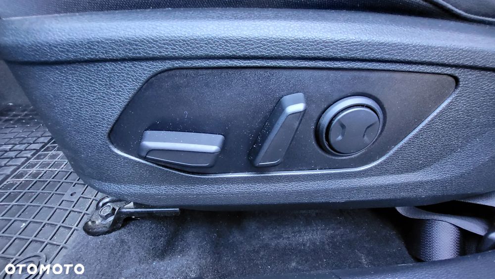 Kia Sportage 1.6 T-GDI Business Line 2WD DCT - 28