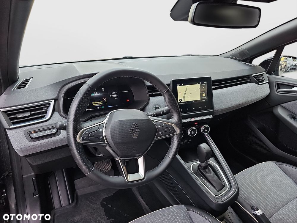 Renault Clio - 11