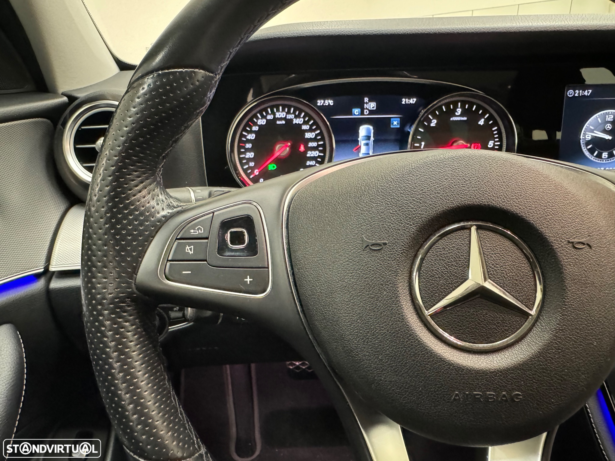 Mercedes-Benz E 220 d Exclusive - 32