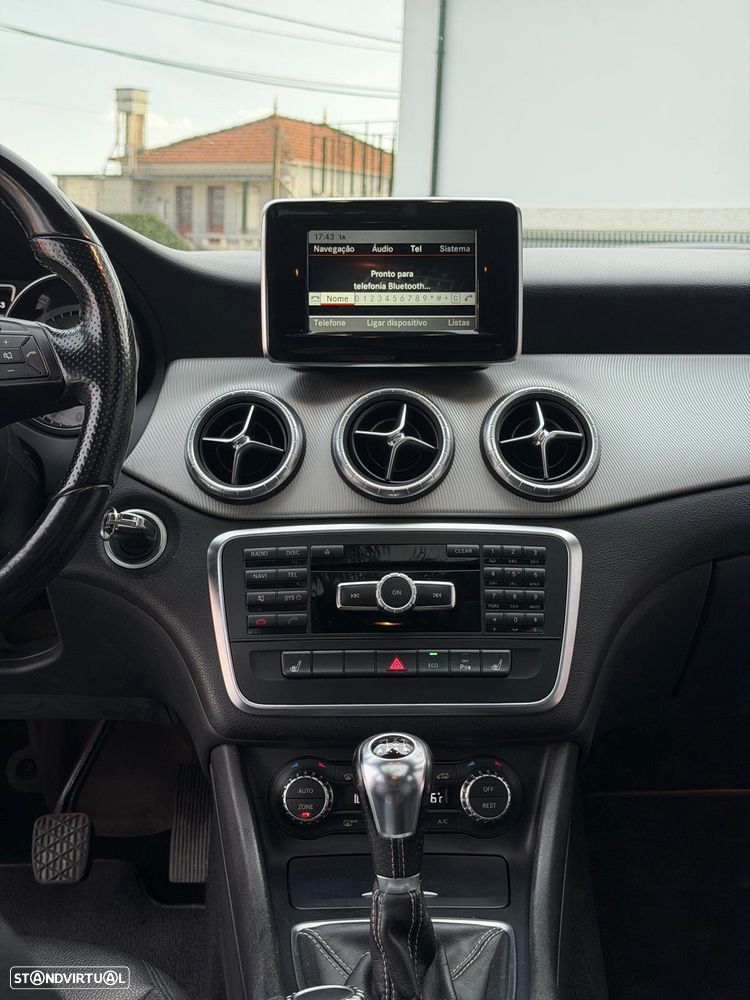 Mercedes-Benz CLA 200 CDI AMG Line - 18