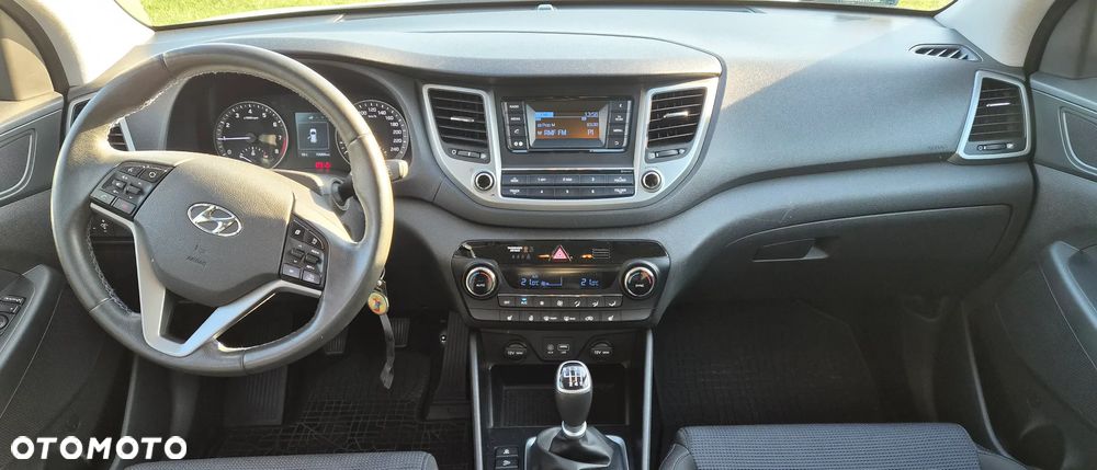 Hyundai Tucson 1.6 GDI BlueDrive Comfort 2WD - 10
