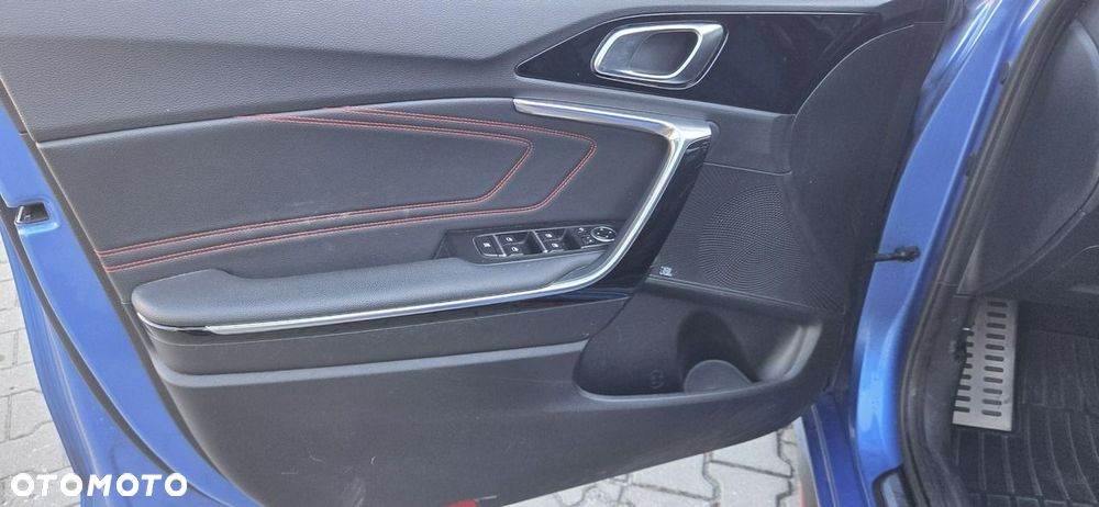 Kia ProCeed 1.6 T-GDI GT DCT - 25