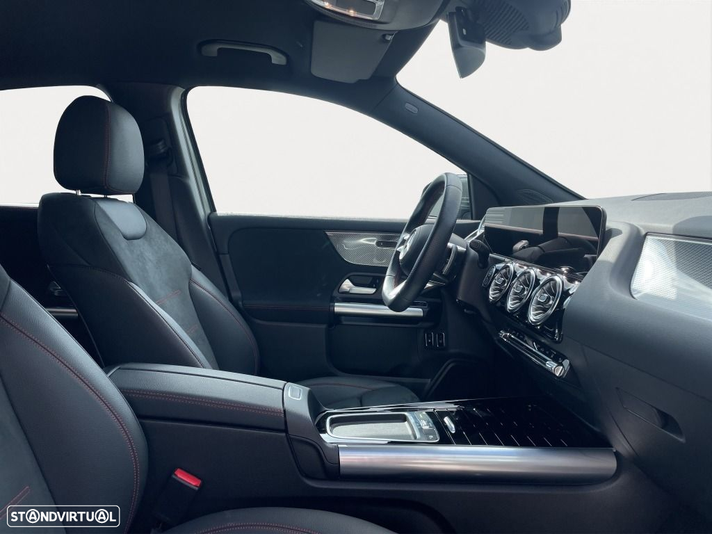 Mercedes-Benz GLA 250 e AMG Line - 12