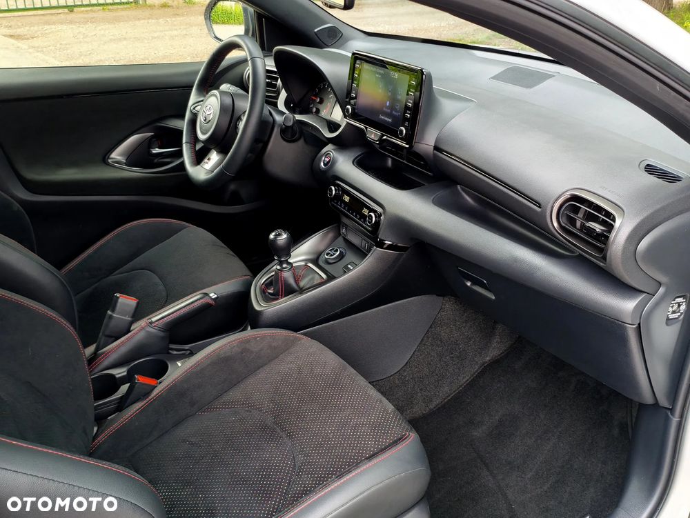 Toyota GR Yaris - 33