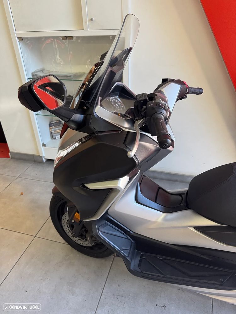 Honda Forza 300 abs - 7