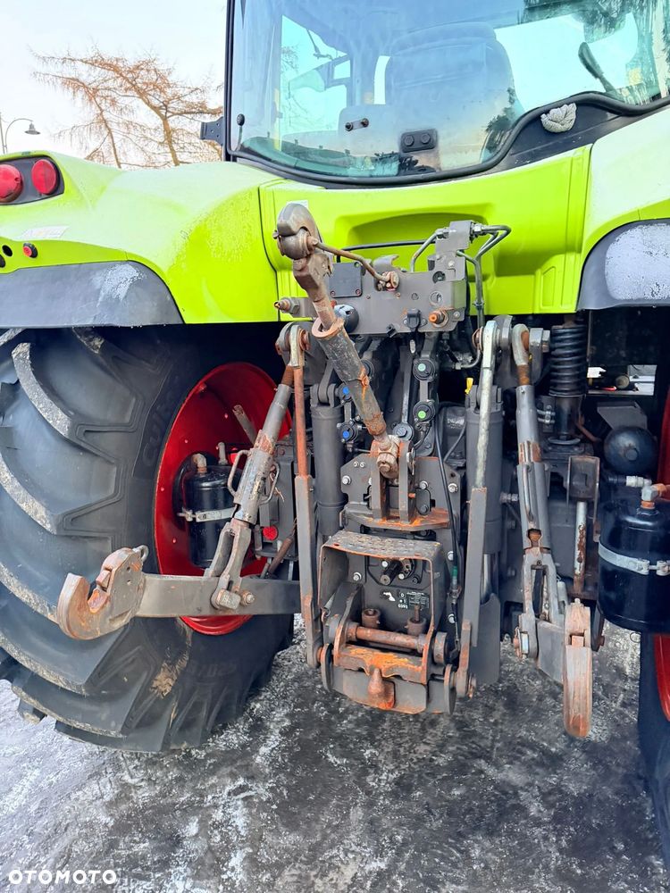 Claas Arion 630 - 12