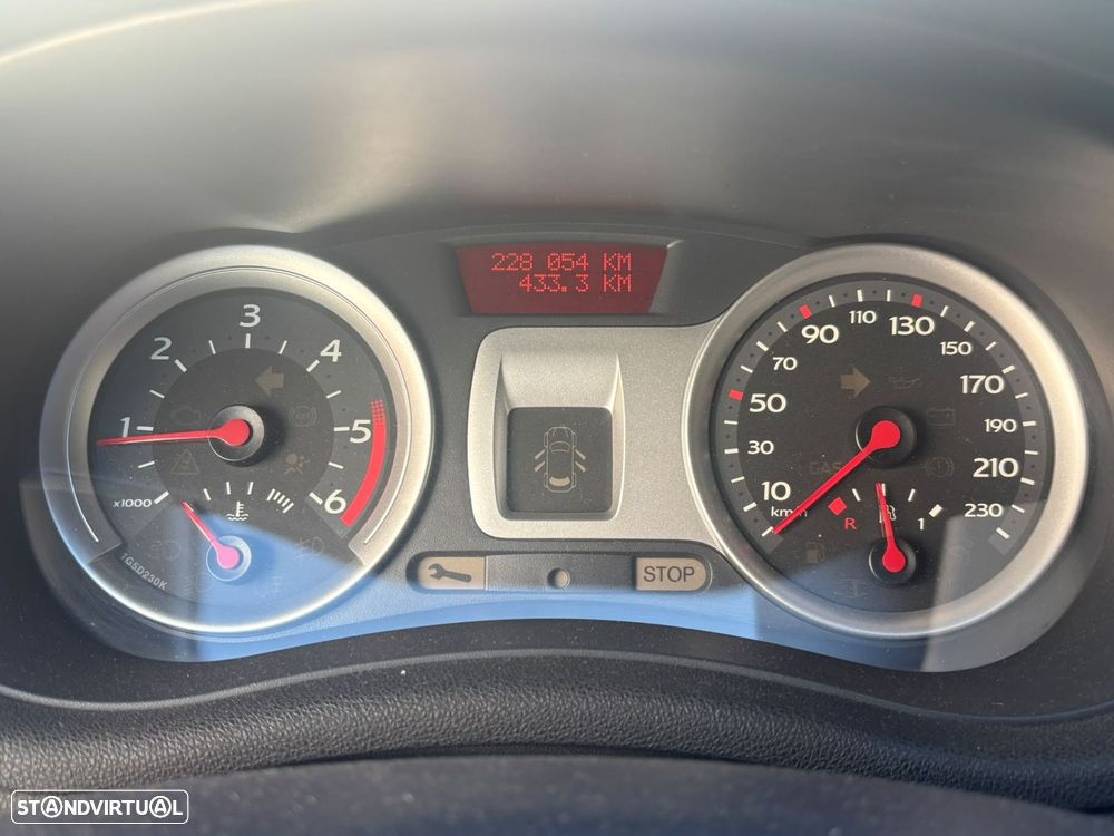 Renault Clio 1.5 dCi Confort - 29