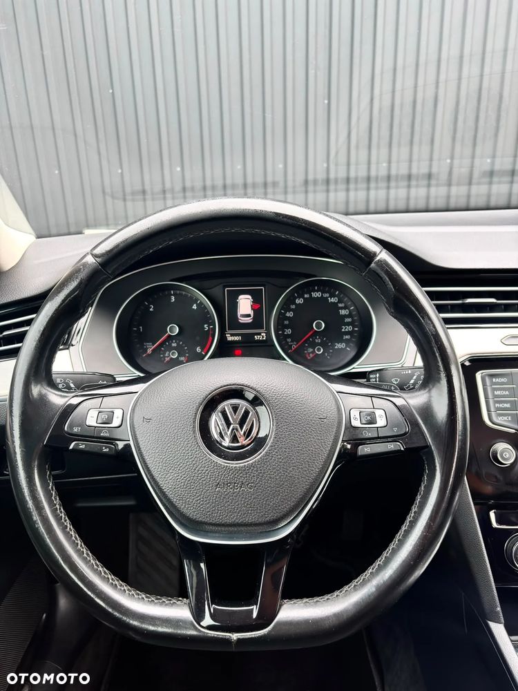 Volkswagen Passat 2.0 TDI BMT Highline DSG - 15