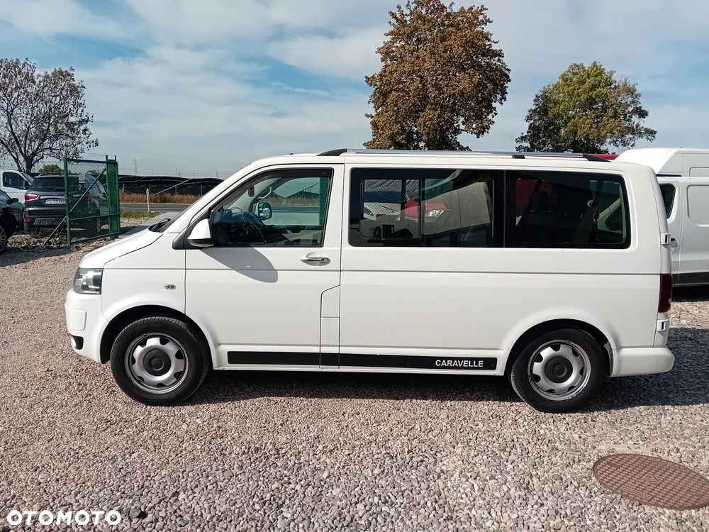 Volkswagen Caravelle - 8