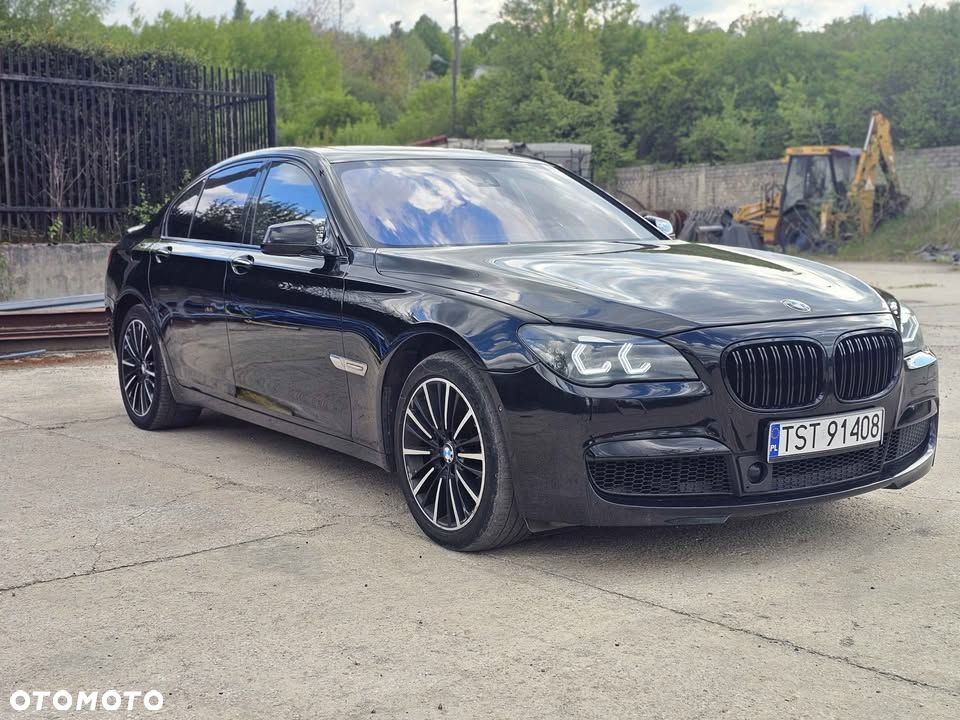 BMW Seria 7 740d