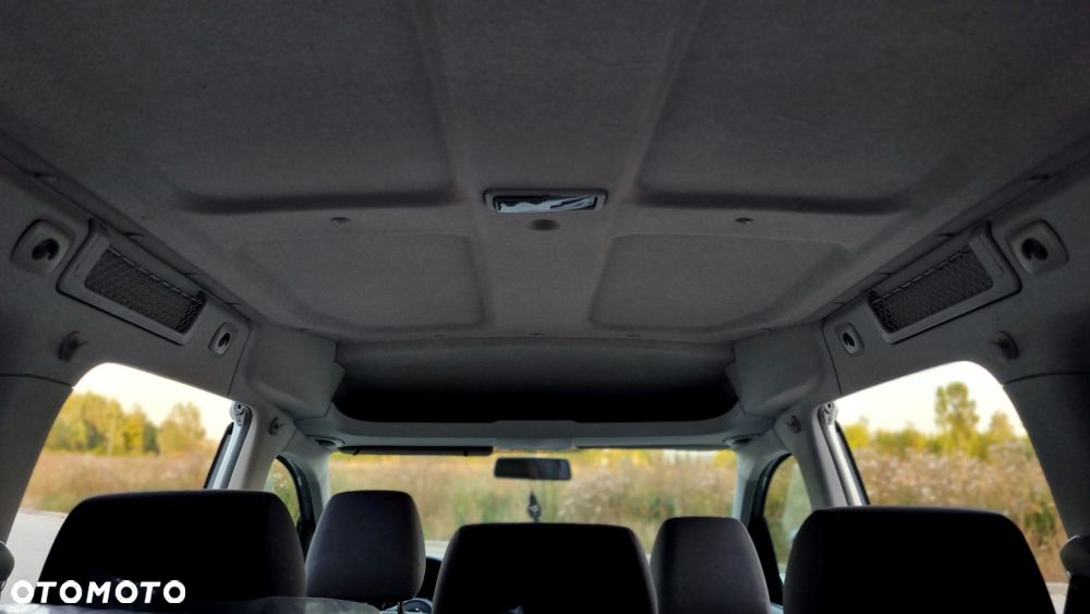 Volkswagen Caddy 1.6 (7-Si.) DSG Edition 30 - 17