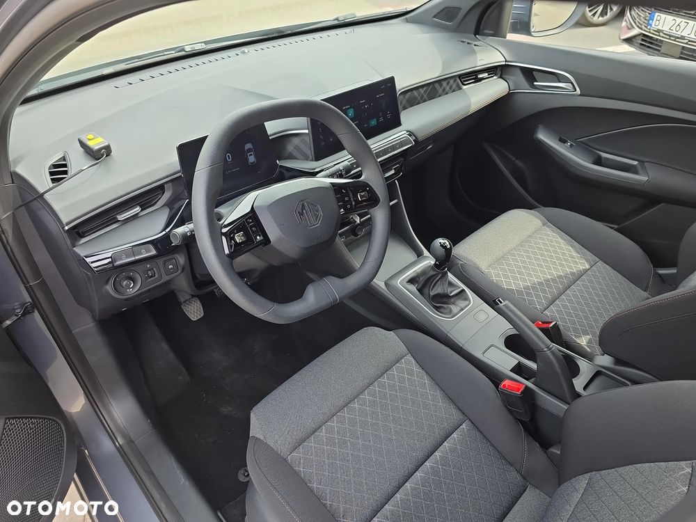 MG MG3 1.5 Excite - 10