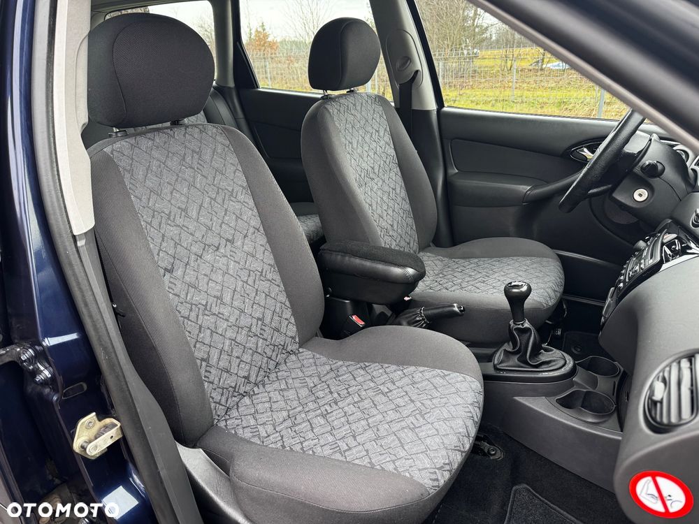 Ford Focus Trend - 10