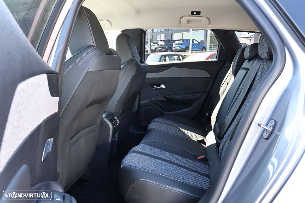 Peugeot 308 SW - 17