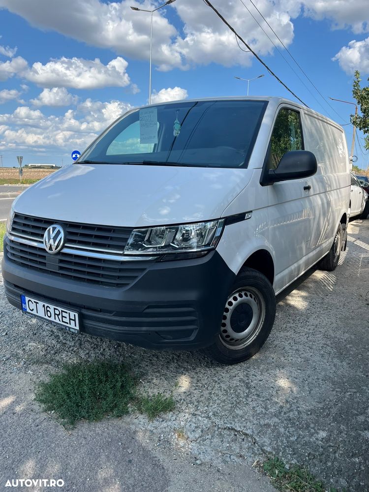 Volkswagen Transporter - 1