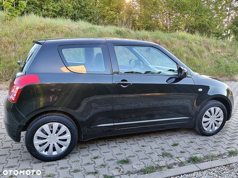 Suzuki Swift 1.3 Comfort - 25