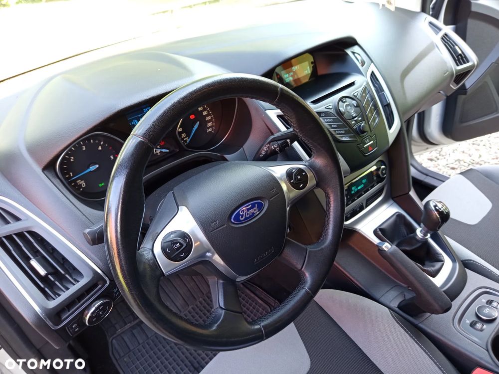 Ford Focus - 2