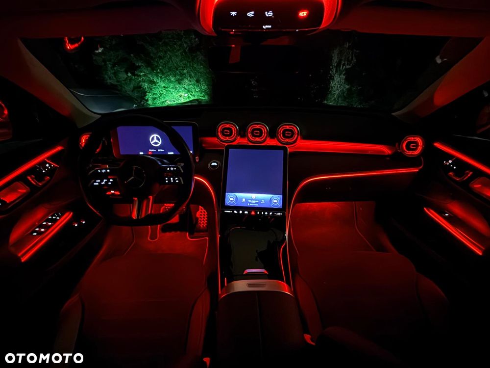 Mercedes-Benz Klasa C 400 e PHEV 4-Matic AMG - 38