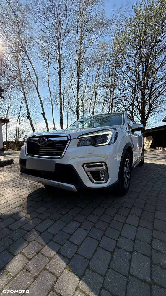 Subaru Forester 2.0i-L Platinum (EyeSight) Lineartronic - 4
