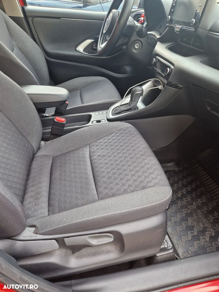 Toyota Yaris 1.5 VVT-i HSD Dynamic - 6