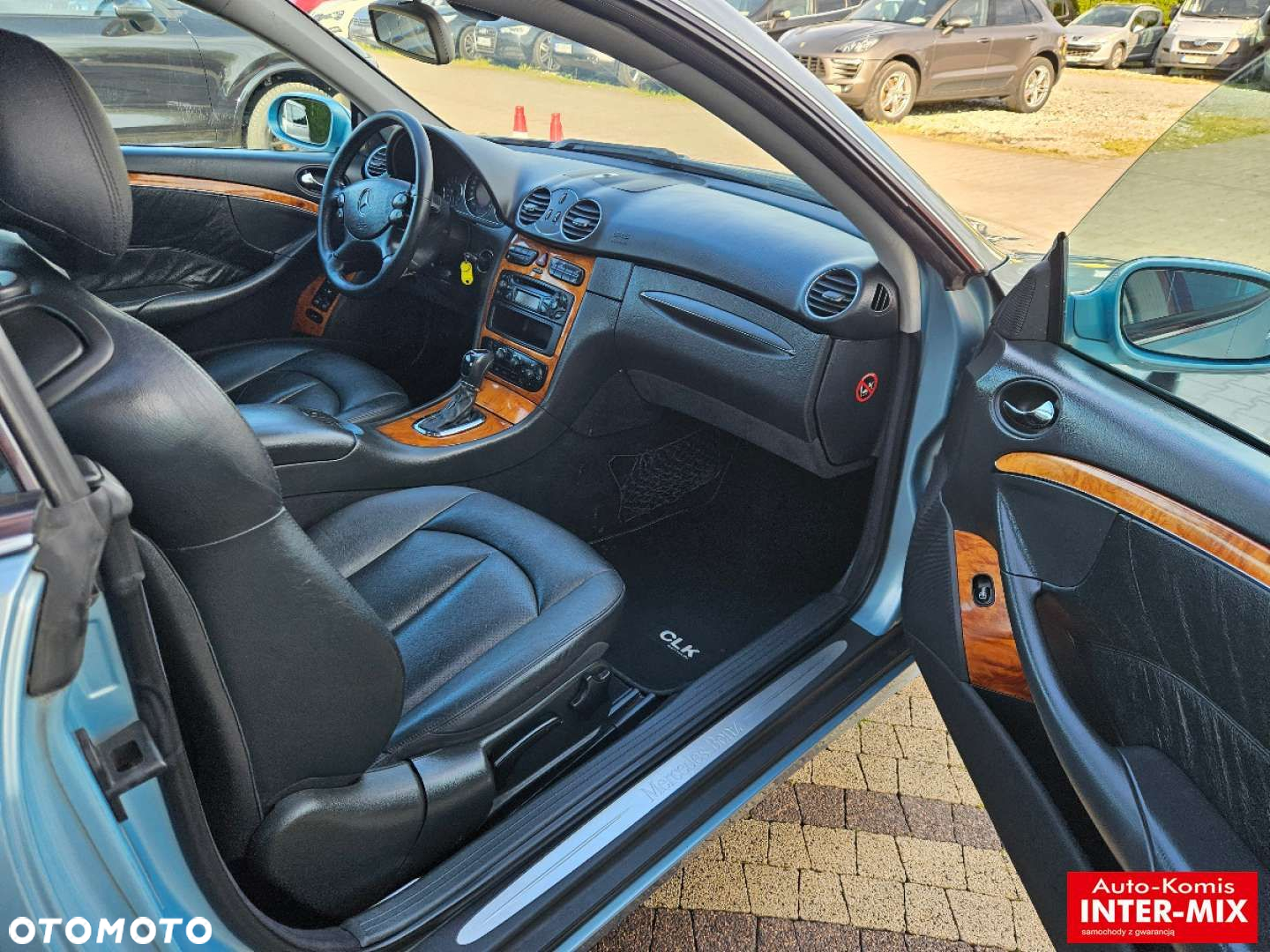 Mercedes-Benz CLK - 27