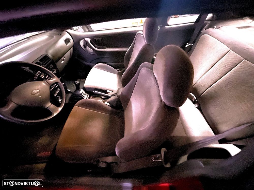 Nissan 100 NX 1.6 - 13