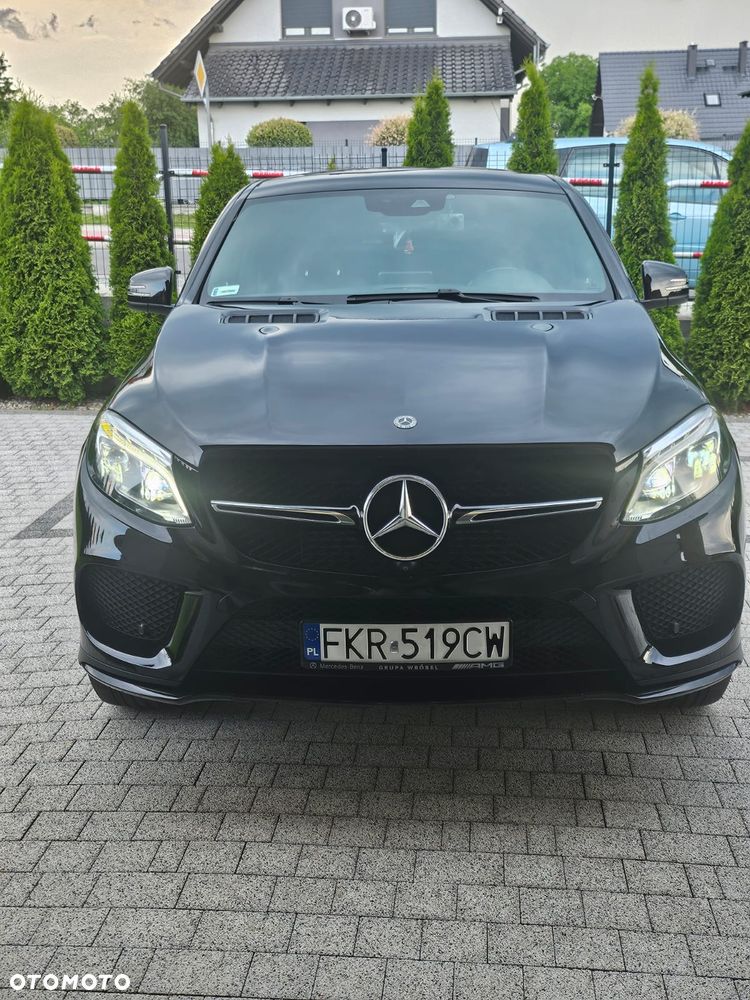 Mercedes-Benz GLE - 4