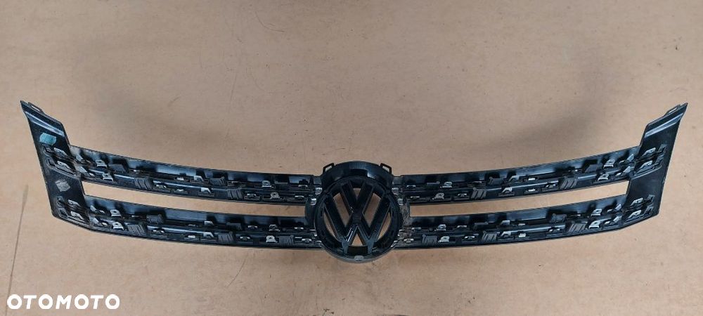 Grill atrapa VW Tiguan 5N0 LIFT - 2