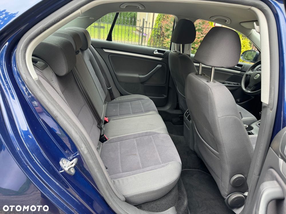 Volkswagen Jetta 1.9 TDI DPF Comfortline - 21