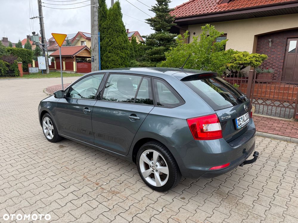 Skoda RAPID 1.2 TSI (Green tec) Emotion Plus - 4