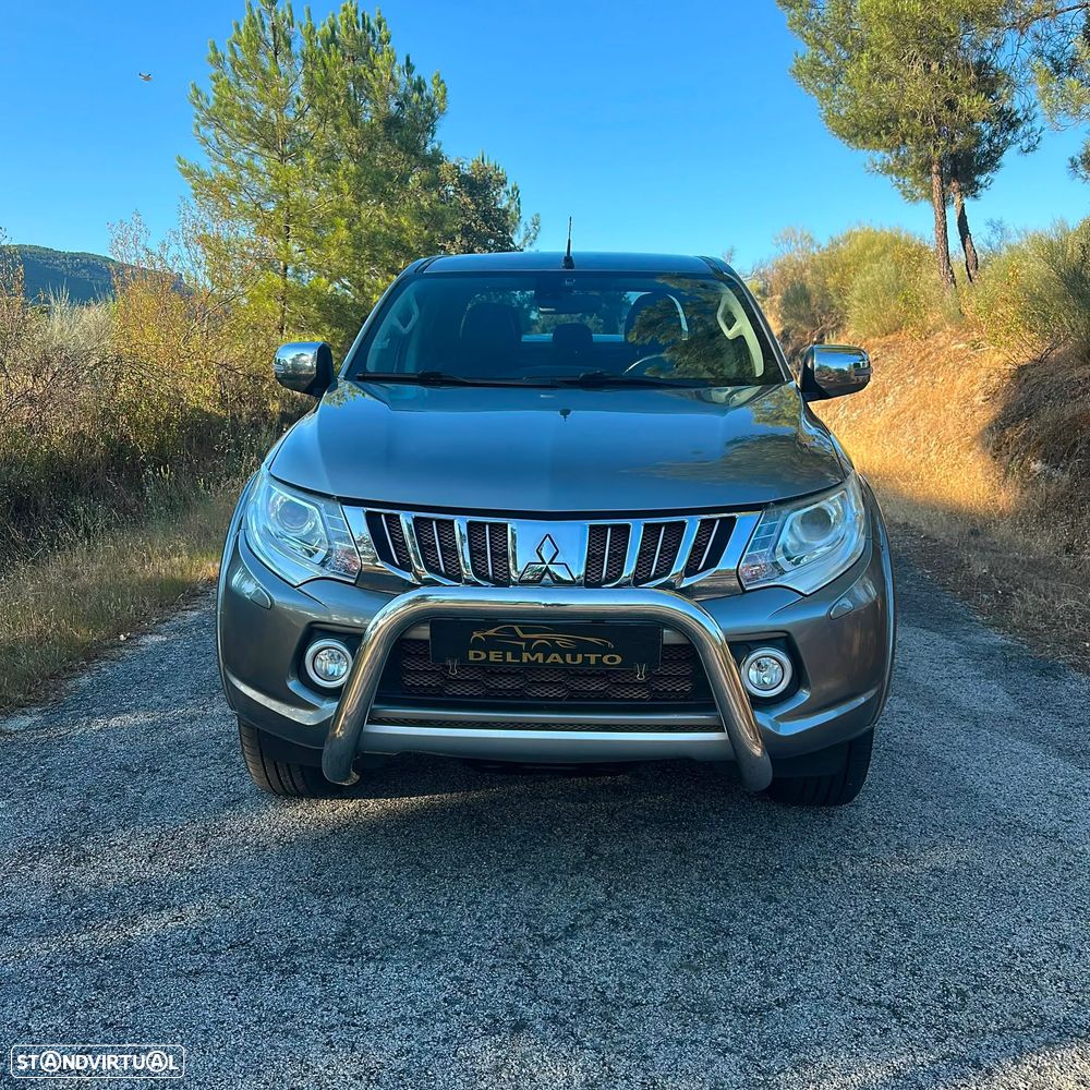 Mitsubishi L200 2.4 DI-D CD Instyle Strakar 4WD - 12