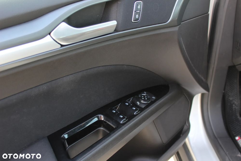Ford Mondeo 1.5 EcoBoost Trend - 15
